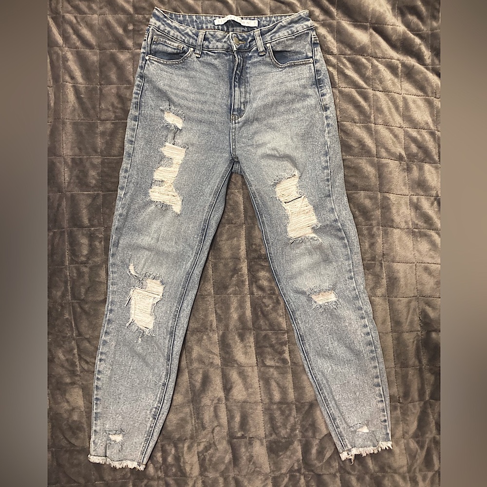 tinseltown ripped jeans